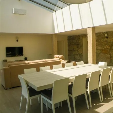Cortegaca House *